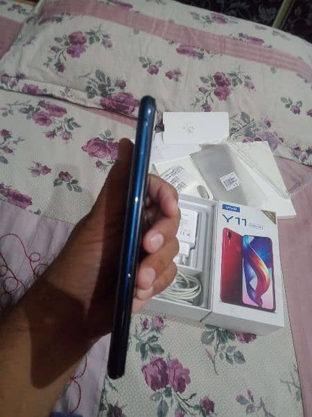 Vivo Y11 3 32 full box 4