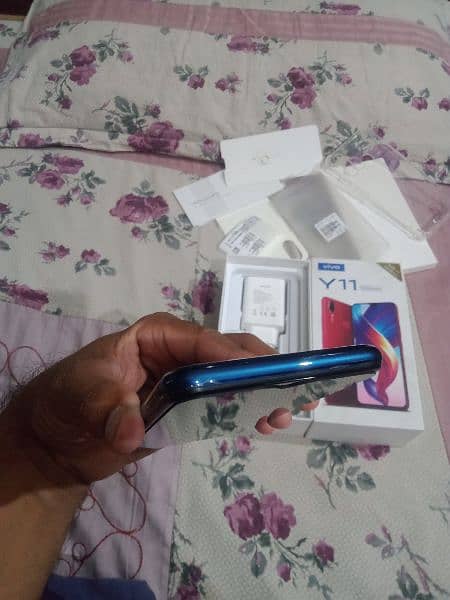 Vivo Y11 3 32 full box 11