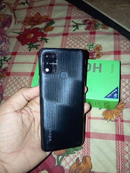 Infinix hot 11 play 4gb 64gb pta official aproved 5