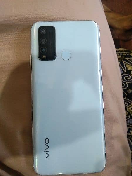 vivo y30 4/128 5