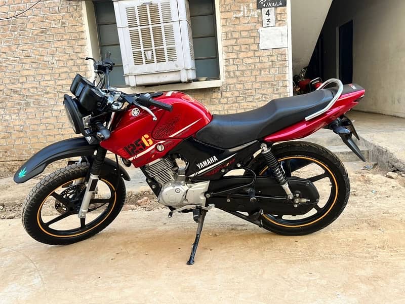 YAMAHA YBR 125G 1