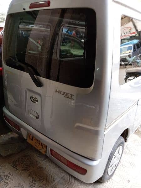 Daihatsu Hijet 2011 1