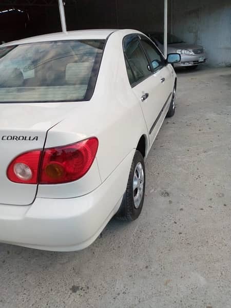 Toyota Corolla 2.0 D 2004 7