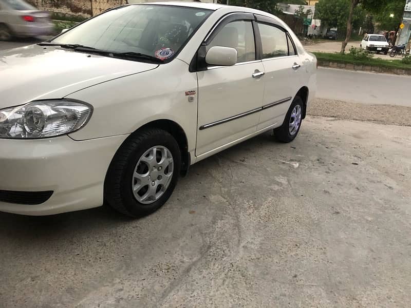 Toyota Corolla 2.0 D 2004 9