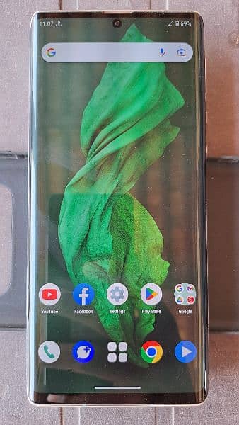 aslamalikum I had aquos R6 official pta 12gb ram 128 GB storage 3