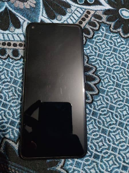 Infinix Hot 10 4/128 with box charger 0