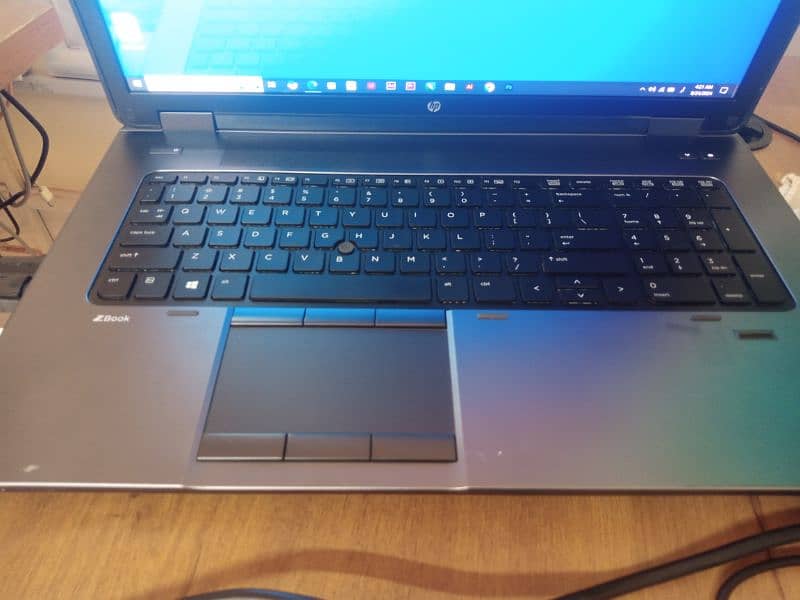 Hp Zbook 17 G2 i7-4910MQ 1