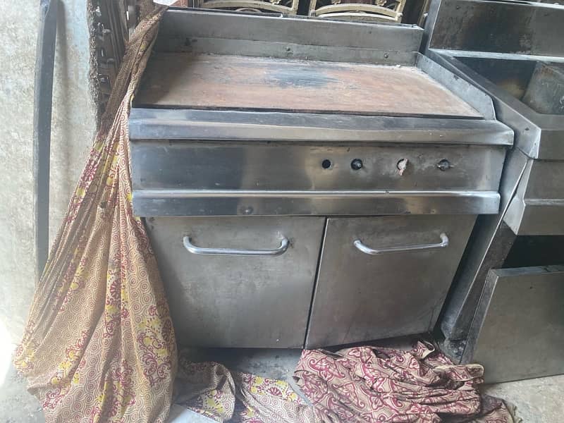 double  tank fryer and hot plate 1