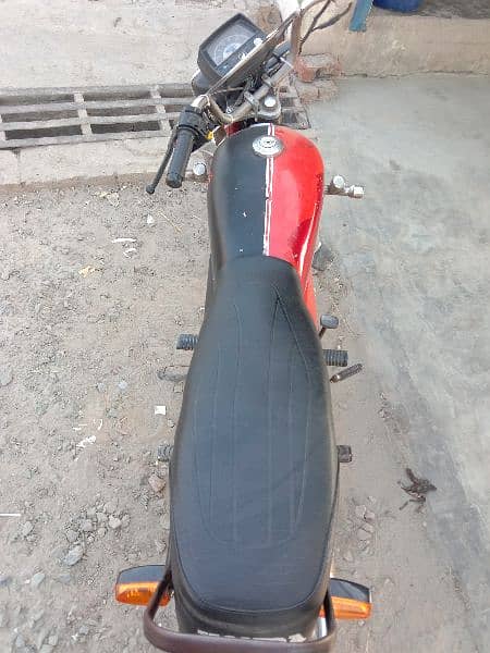 2015 modle super star bike condition ap k samny ha ingen all ok ha 1