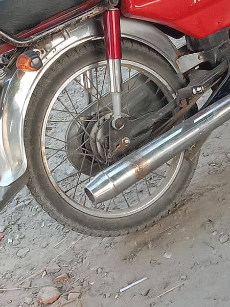 2015 modle super star bike condition ap k samny ha ingen all ok ha 5