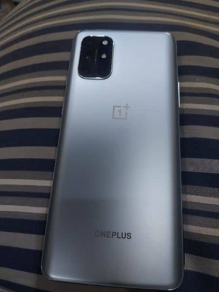 one plus 8t 1