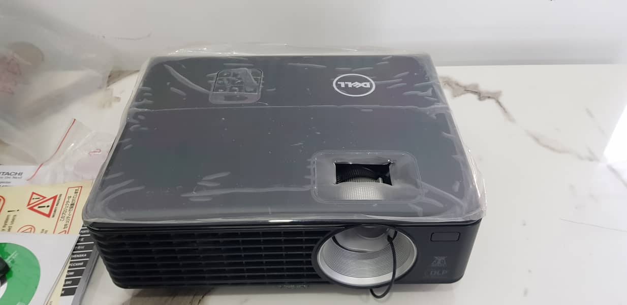 Conference Room Projector, Model Dell 1420X 3