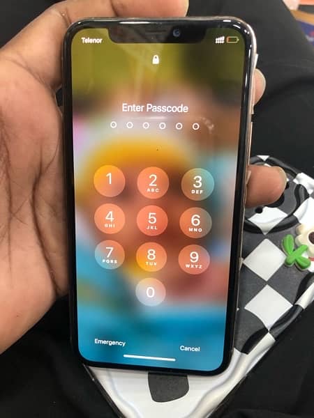 iphone 11pro pta  apovd hhain 256gb hain face id faild hai 4