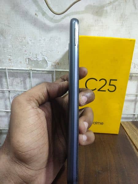 Realme C25 4Gb Ram 128Gb Rom 6