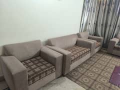 7 seater Sofa in very good condition 0