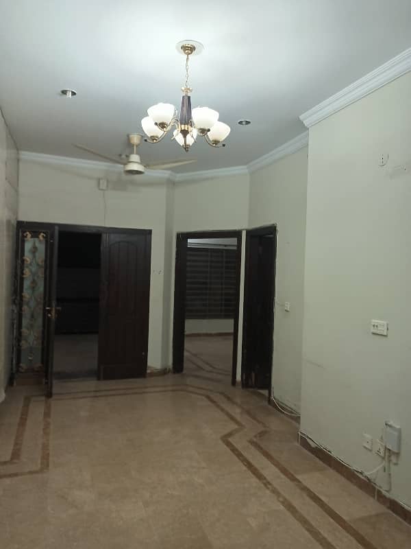 Tu bedroom ground portion for rent demand 75000 6