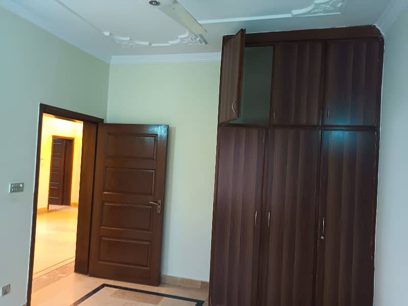 Neet and clean 3 bedroom upper portion for rent demand 85000 5