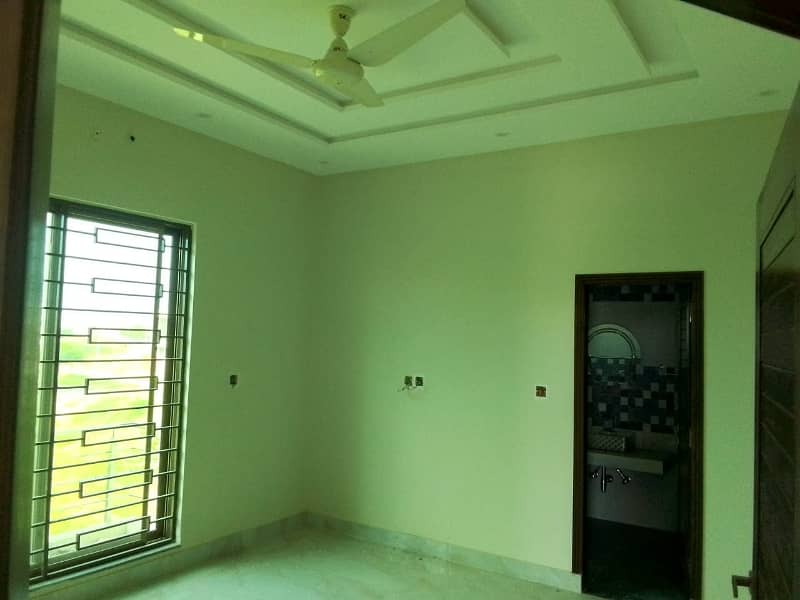 10 marla brand new lower portion for rent in LDA AVENUE_1 c block 6