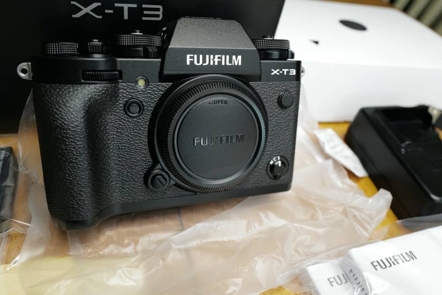 Fujifilm X-T3 Mirrorless Digital Camera Body 2