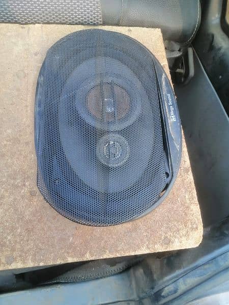 Excellent quality Car speakers with buffers complete sound system 3