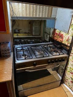 cooking range with oven