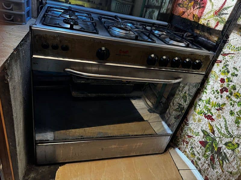 cooking range with oven 1