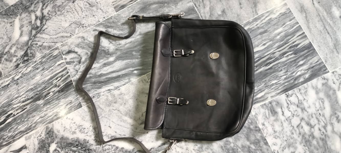 Roots Canada leather laptop bags|shoulder bag |side bags 2