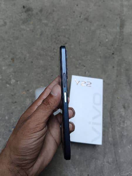 Vivo Y22 with Box 4/64 3