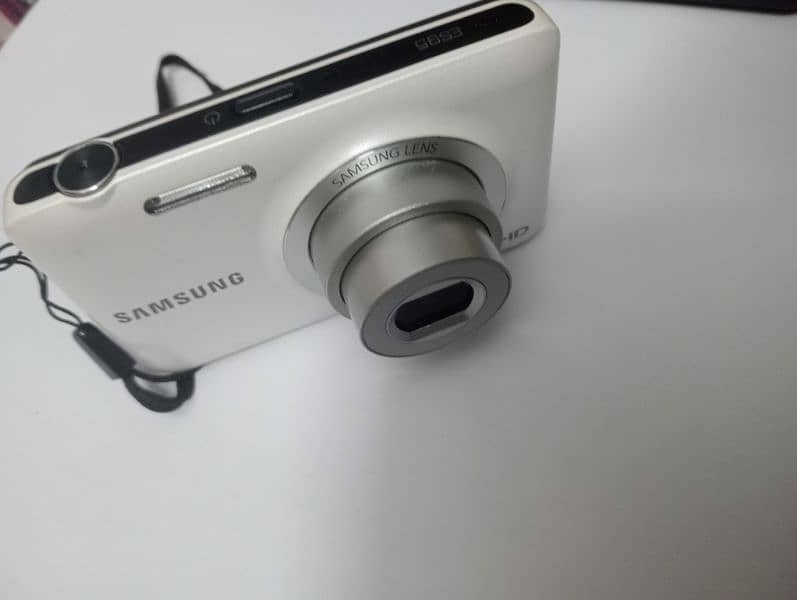 Samsung ES95 Camera 0