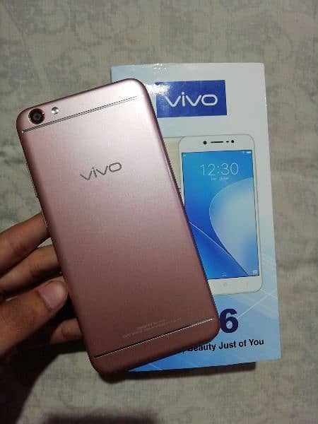 vivo y66 4Gb / 64Gb Mobile 4G | No oppo infinix tecno iphone Samsung 8