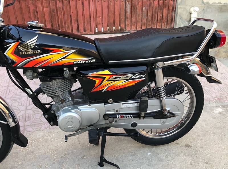 Honda CG 125 2021 model hyd registered h contact num 0318/025/7801 7