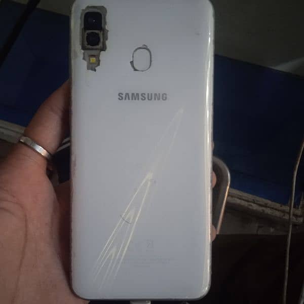 Samsung a30 6