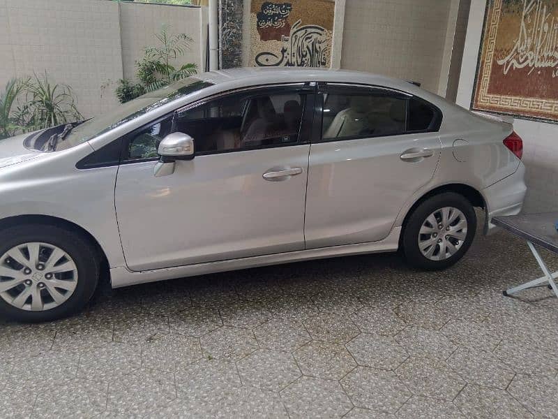 Honda Civic Oriel 2013 11