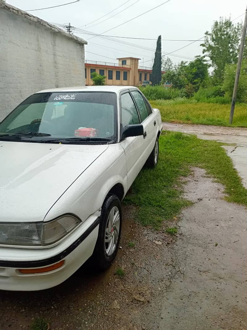 Toyota Corolla 1.6 ,1987 Saloon 1