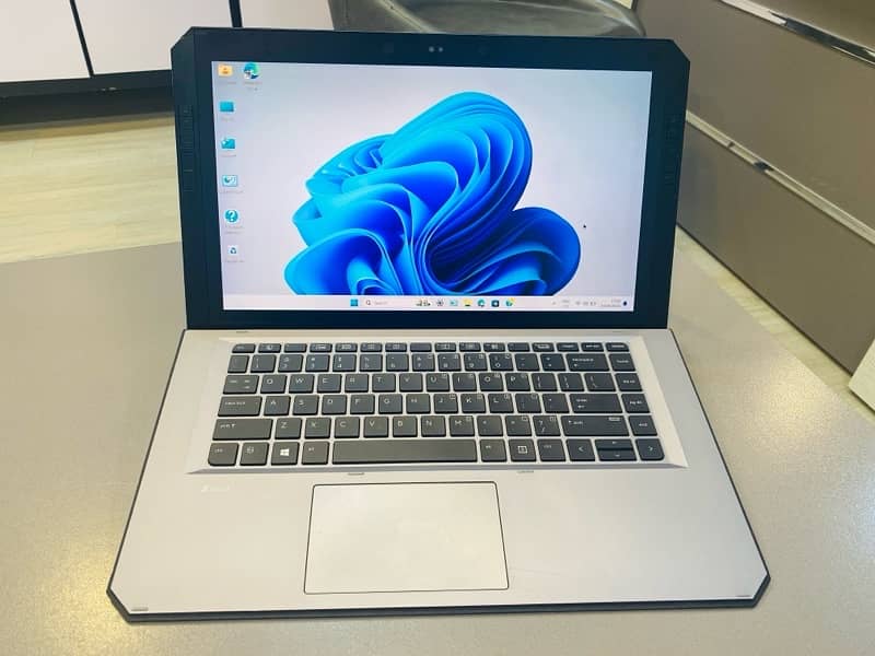 HP ZBook X2-G4 Detachable Workstation i7 7thGen 11