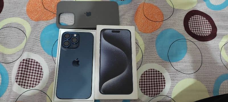 I phone 15 Pro max 256 GB Blue Non Pta 1