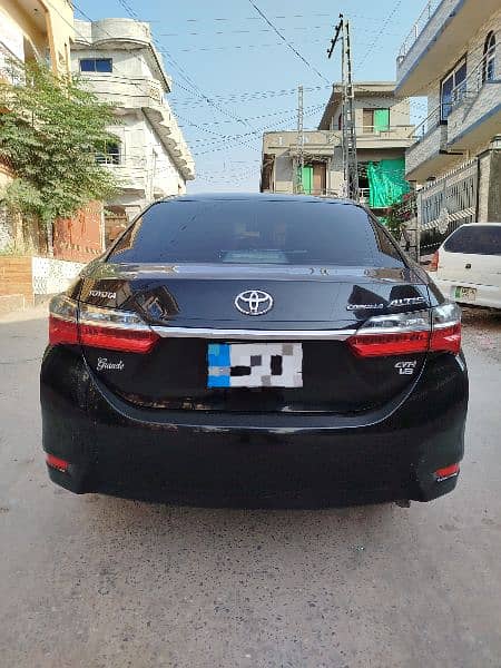 Toyota Corolla Altis Grande 2017 4