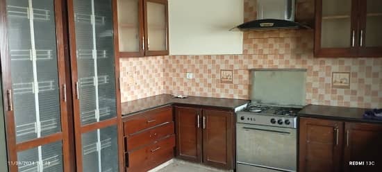 1 Kanal Slightly Used House For Rent Near Park & Commercial Phase 5 DHA Lahore 7