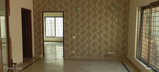 1 Kanal Slightly Used House For Rent Near Park & Commercial Phase 5 DHA Lahore 14