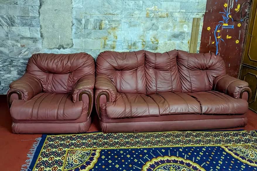 sofa set in just 27000 0