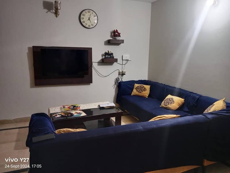 5 Marla upper porshan for rent in Johar town 0