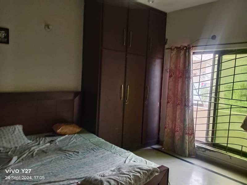 5 Marla upper porshan for rent in Johar town 4