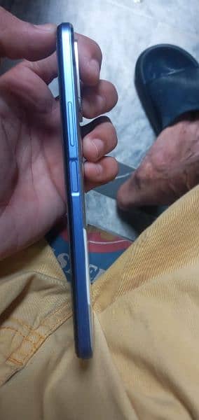 vivo y21  wahe rabta kary jisnay lena hai. 2