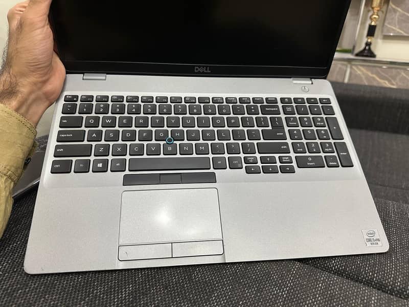 Dell i5 10Gen 1