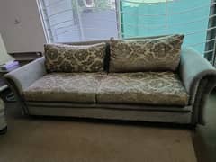 5seater sofa lush condition 10/09