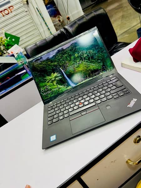 Lenovo X1 Carbon i7 7th Generation 1