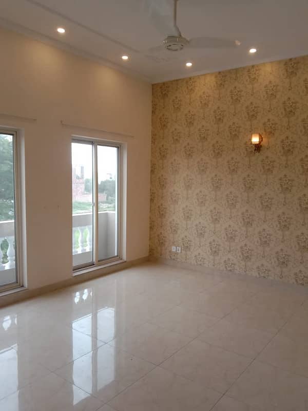 1 Kanal House For Rent in Phase 6 DHA Lahore Near Dolmen Mall & Raya Club 8