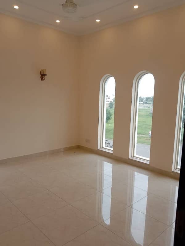 1 Kanal House For Rent in Phase 6 DHA Lahore Near Dolmen Mall & Raya Club 9