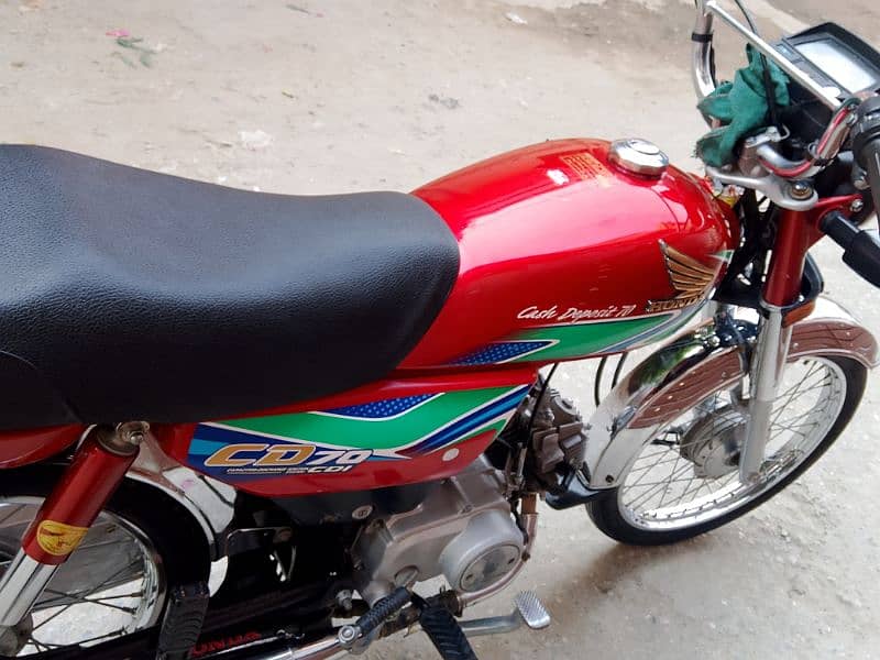 honda 70 urgent sale 4