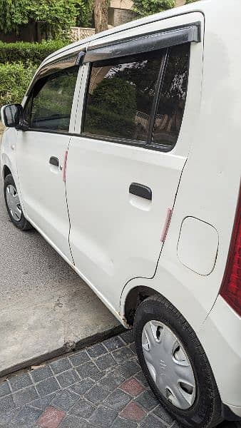 Suzuki Wagon R 2018 12